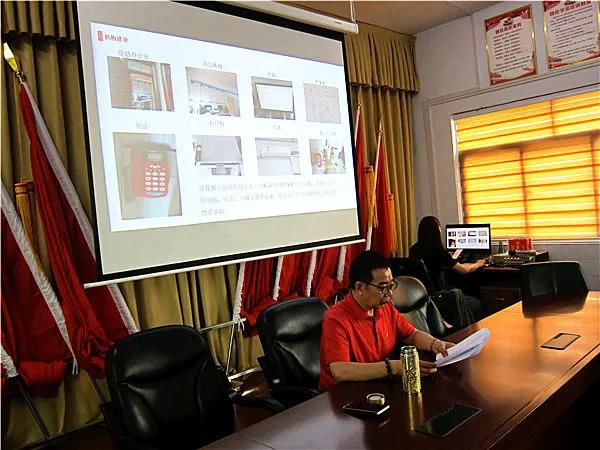 登封市教育局资助工作检查组莅临万羊中专检查(图2)