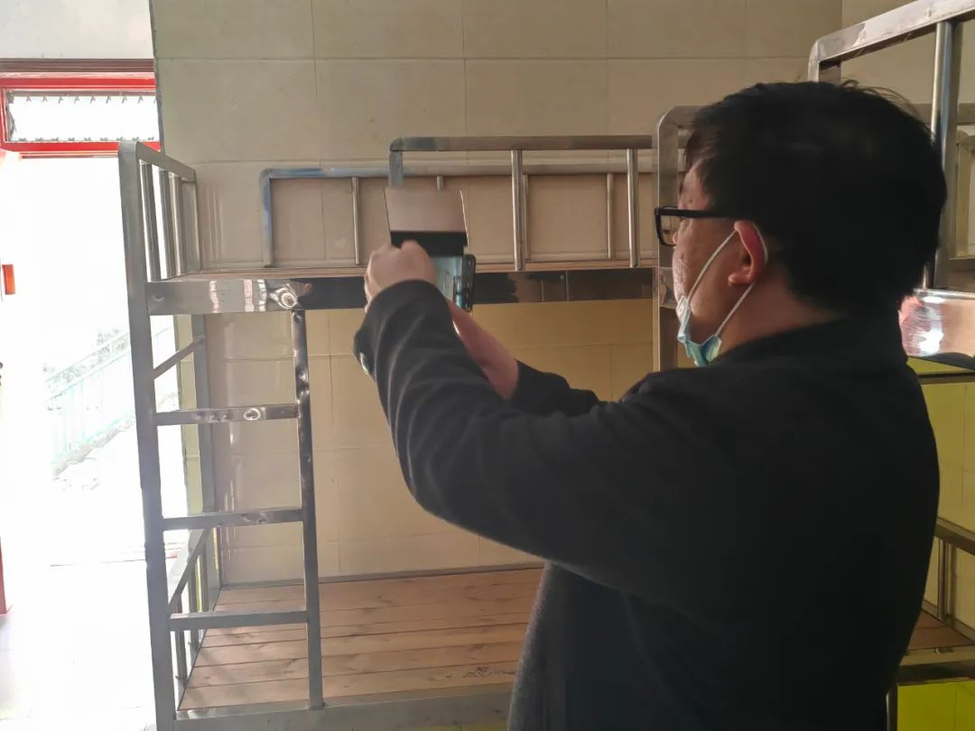 登封市多部门莅临登封市少林武术研究学校指导开学工作(图3)