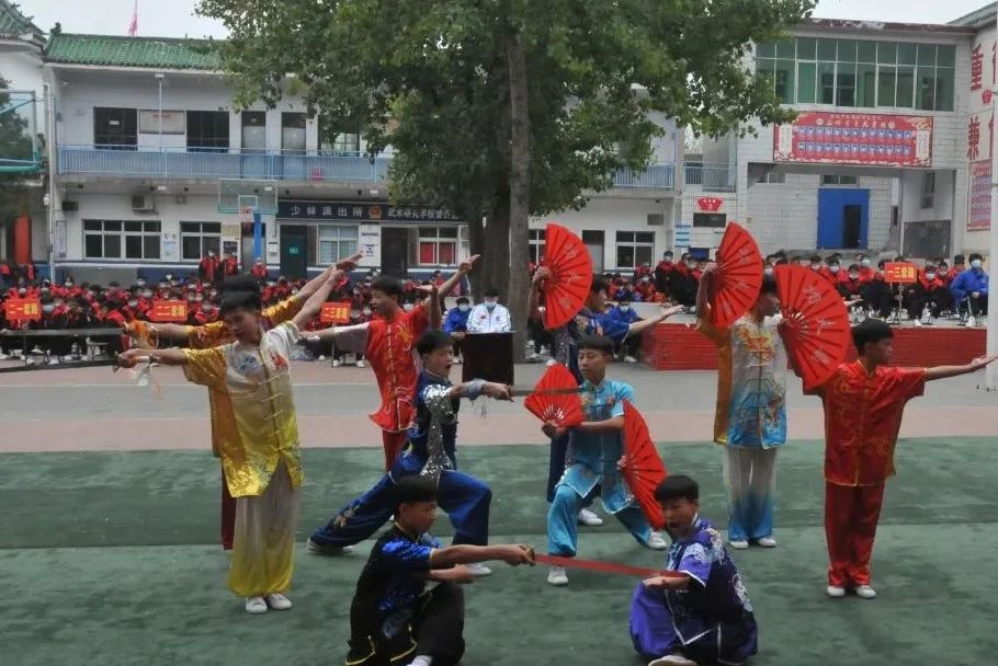习武需要孩子的坚持更需要家长的支持(图6)